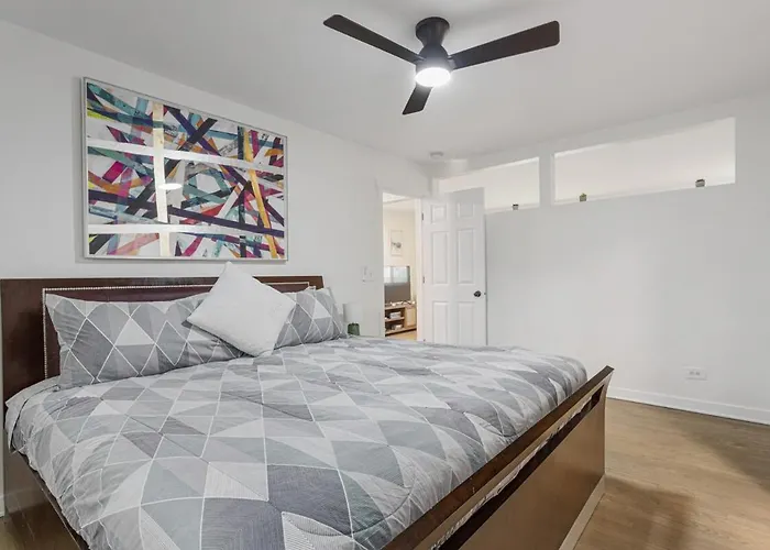 Stylish 1br,1ba Near In Rogers Park Free Parking Apartamento